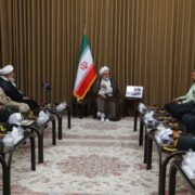 معیشت و بنیه اعتقادی کارکنان فراجا باید همزمان تقویت شود