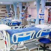 وزیر بهداشت: ‌کمبود تخت بیمارستانی را جبران می‌کنیم