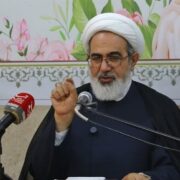 پورخاقان: در برابر فشارهای آمریکا هرگز عقب‌نشینی نخواهیم کرد