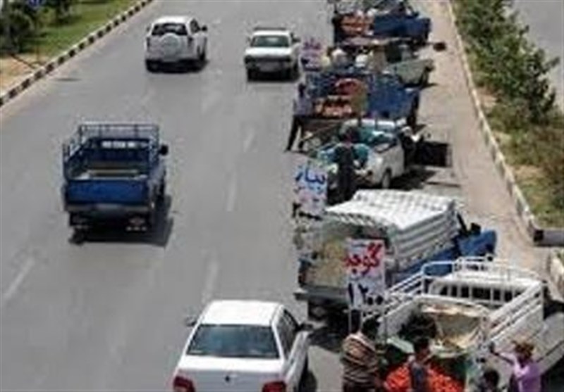 بساط دست‌فروشان در محور بجنورد ـ آشخانه/ دادستانی هشدار جدی داد