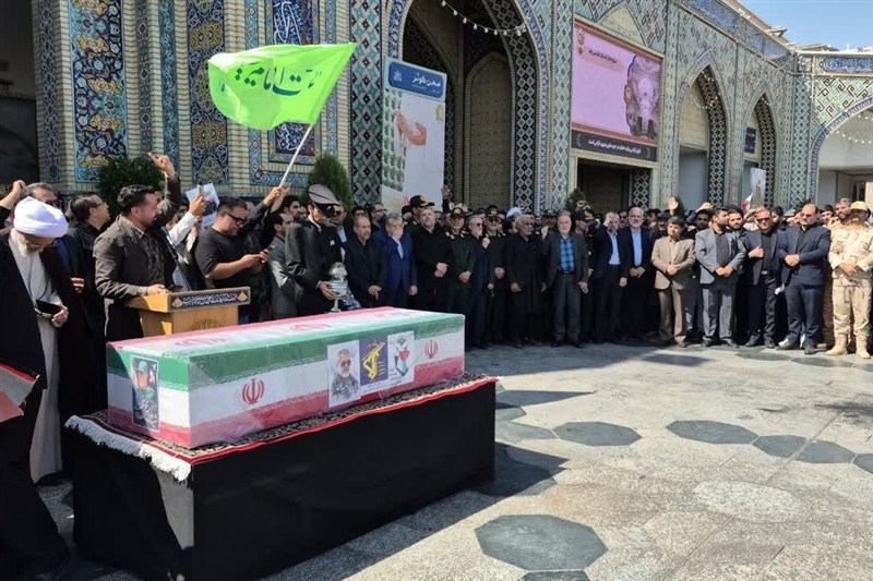 پیکر مطهر سردار ظریفی در بهشت رضای مشهد آرام گرفت تشییع شهدا , شهادت , مشهد مقدس , اخبار مشهد , خراسان رضوی , اخبار استان خراسان رضوی , حملات تروریستی ,